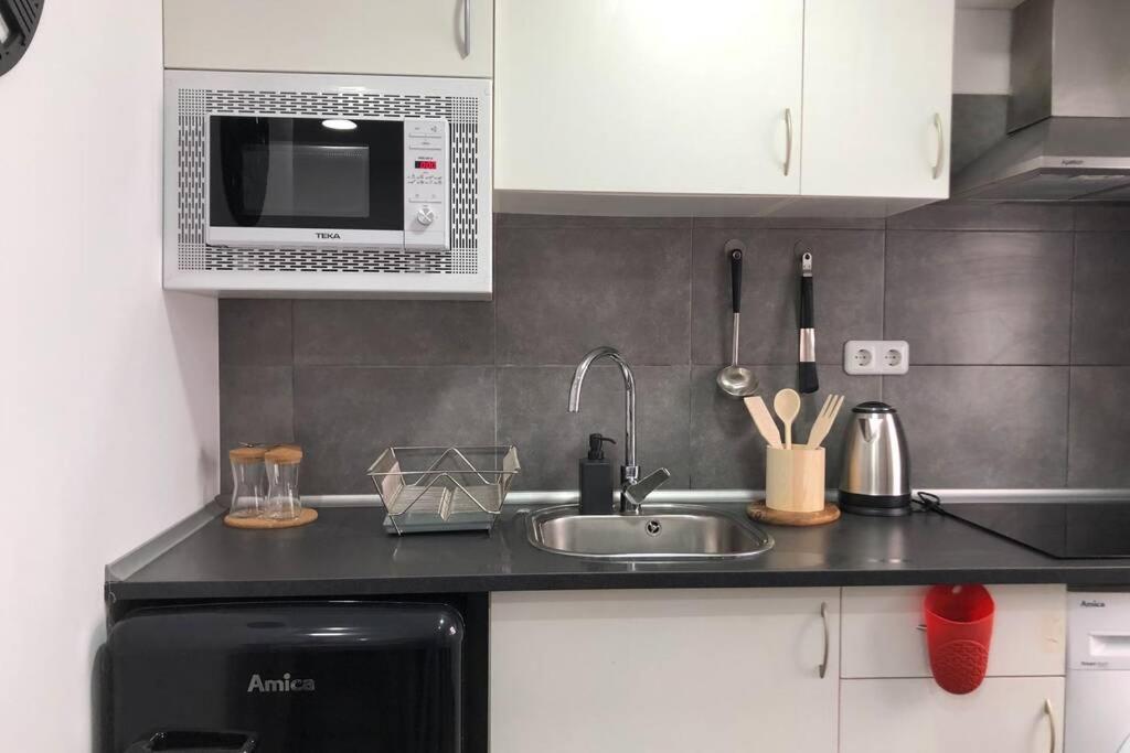 M4 Cool Terrace. 1 Min To Metro. 15 Min To Center Apartment เอสปูเกส เด โยเบรกาต ภายนอก รูปภาพ